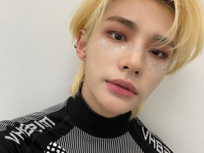 フラッシュのように光る外見 ヒョンジン